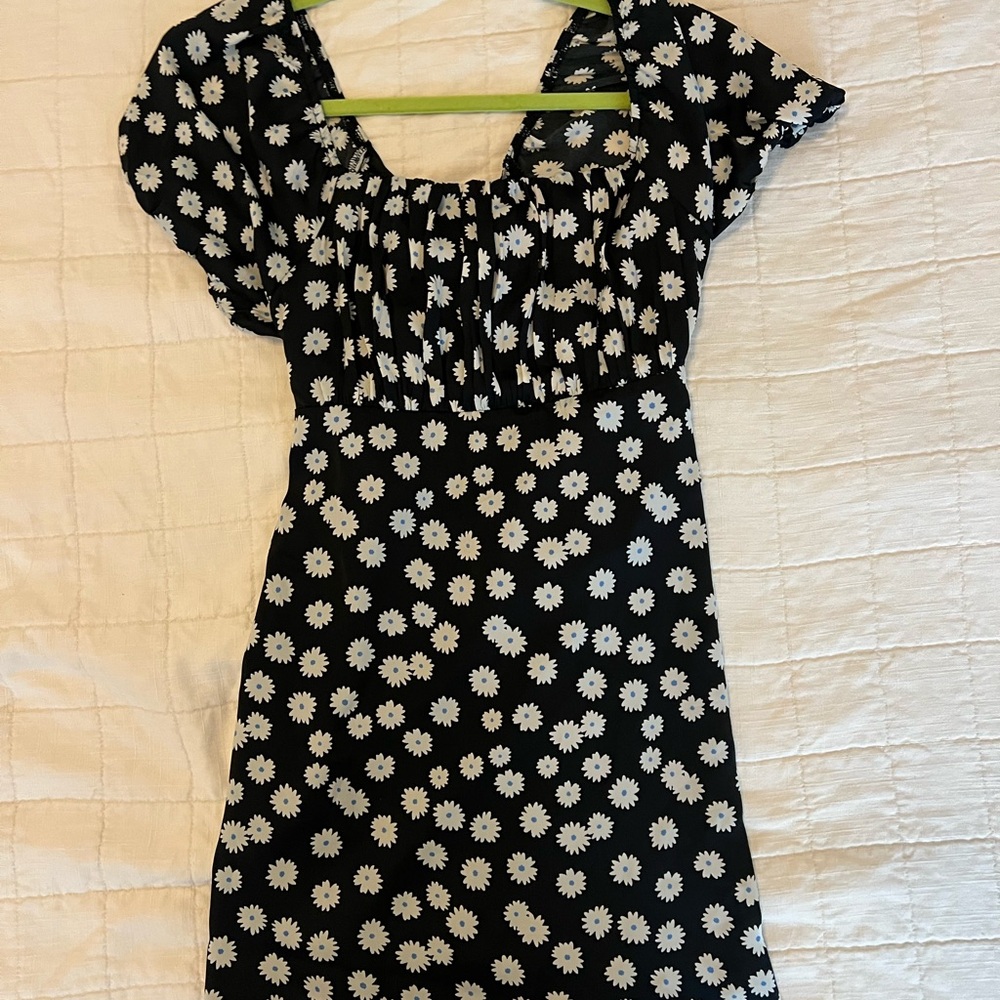 American Eagle Outfitters Black and White Floral Dress